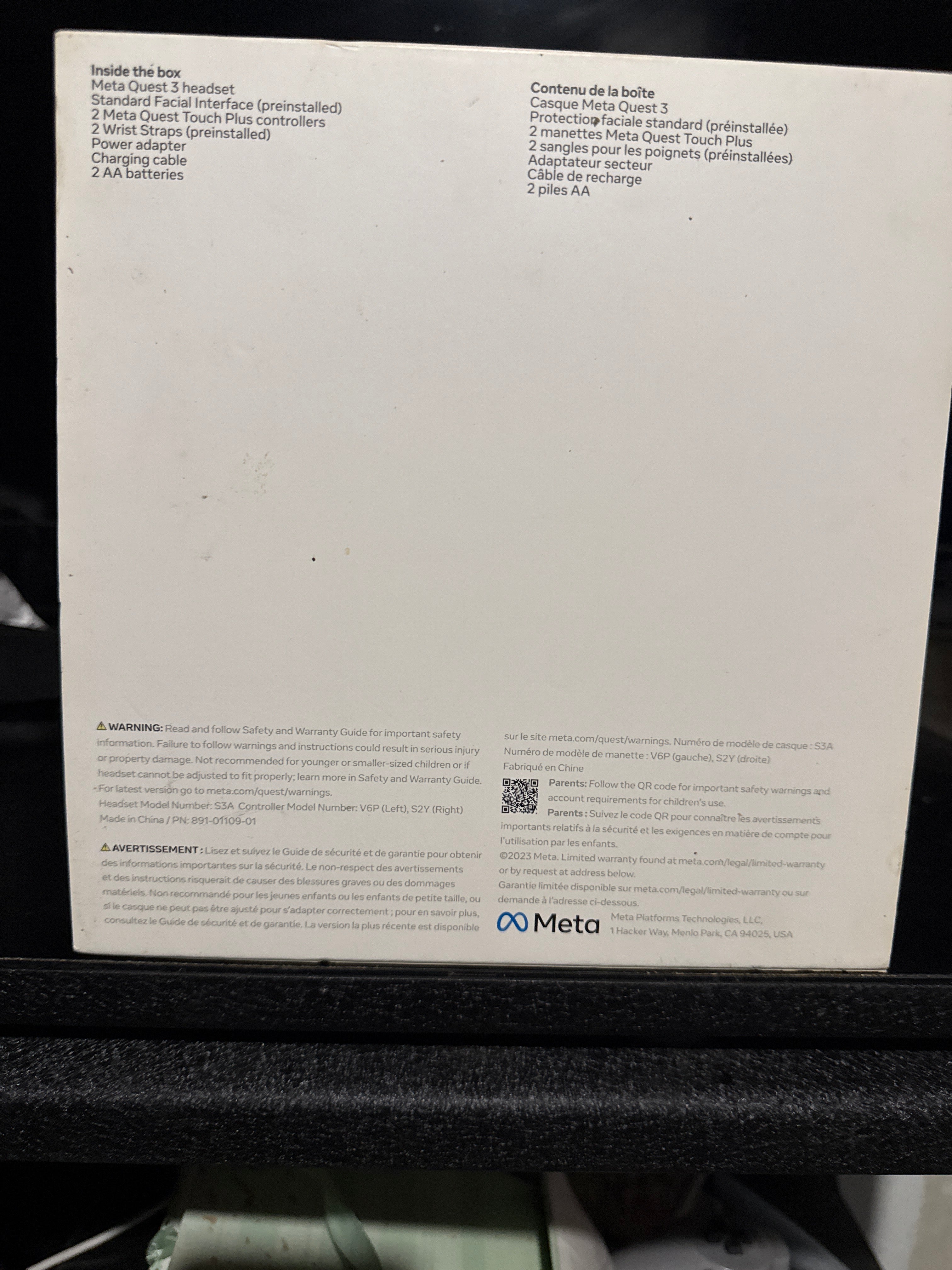 Meta Quest 3 - 512 GB Bundle Charger and Case